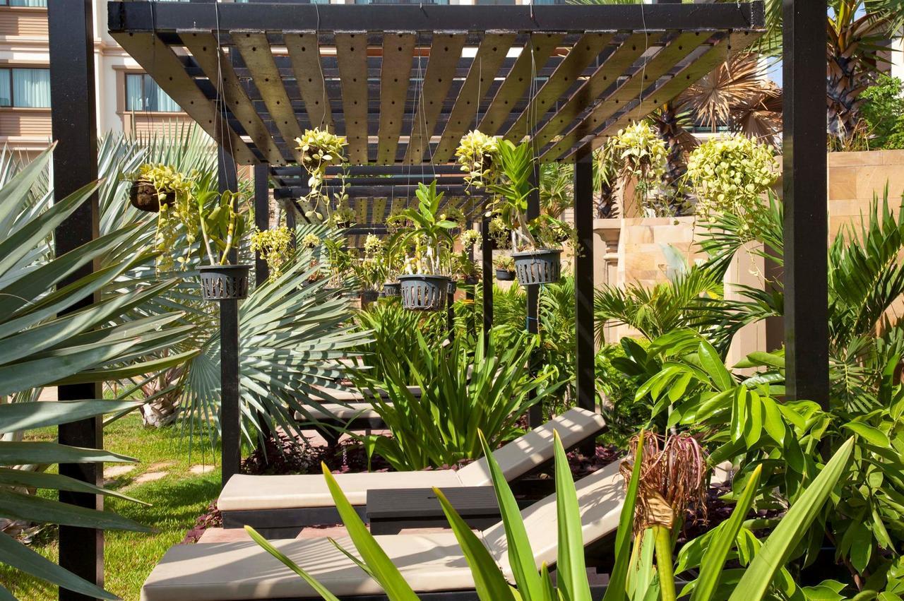 Angkor Miracle Reflection Club Hotel Siem Reap Exterior photo